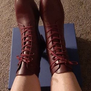 Stuart Weitzman McKenzie On SW site now! XMAS !